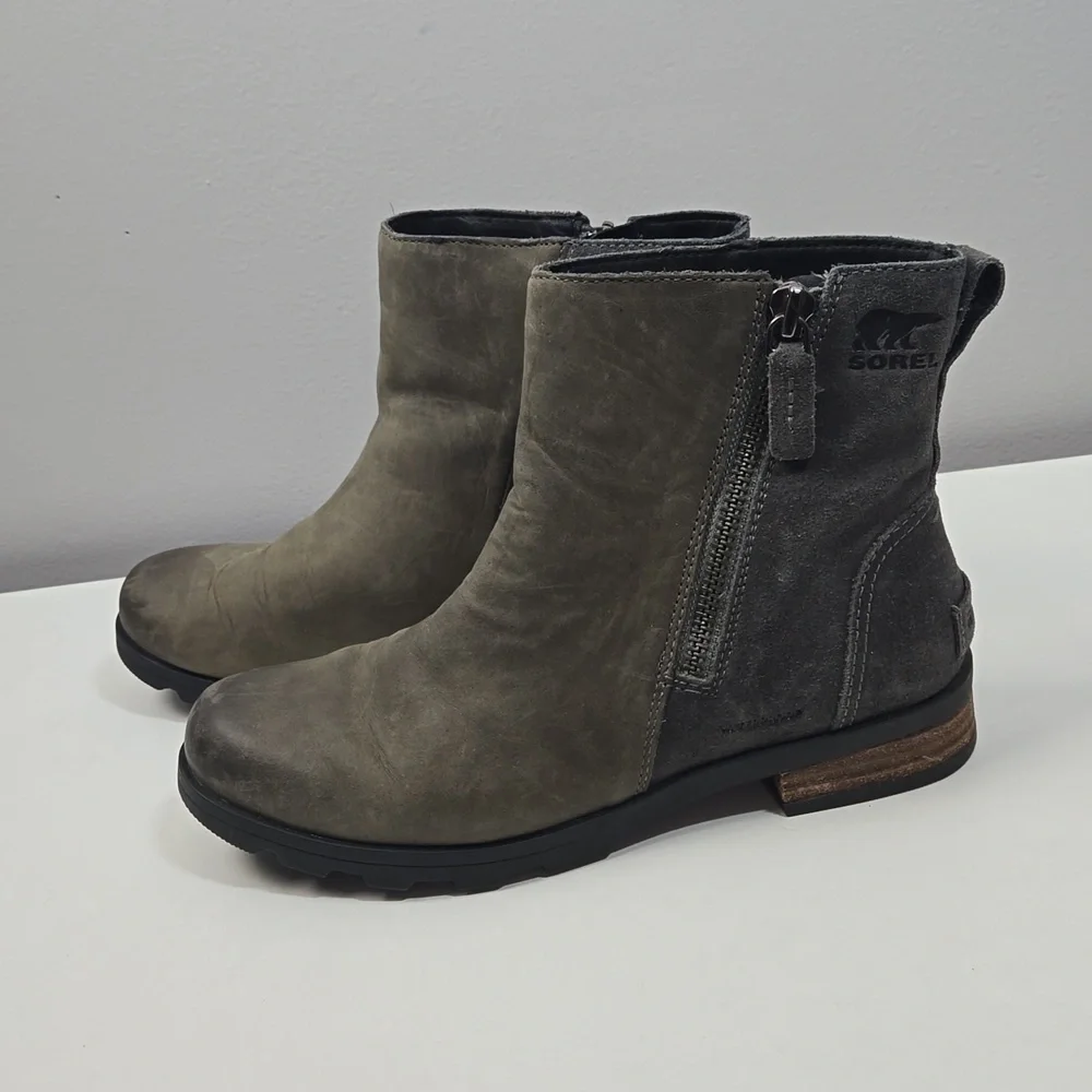 Sorel Emelie Zip Bootsie Waterproof Gray Boots